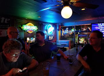 iowa/urbandale/bar/finn-s-pub