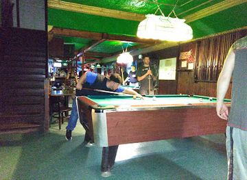 massachusetts/quabbin-reservoir/bar/granville-s-pub