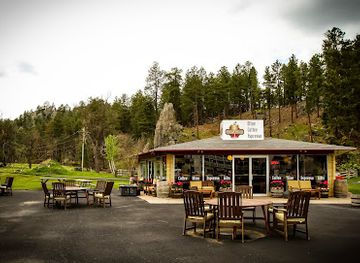 south-dakota/mount-rushmore/bar/grapes-grinds