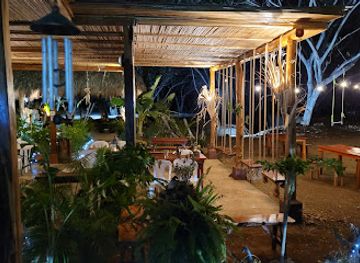 costa-rica/santa-rosa-national-park/bar/el-indio-bar-grill