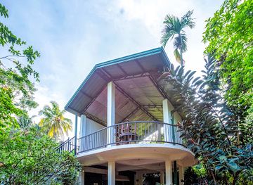 sri-lanka/knuckles-mountain-range/bar/jay-s-place-garden-cafe