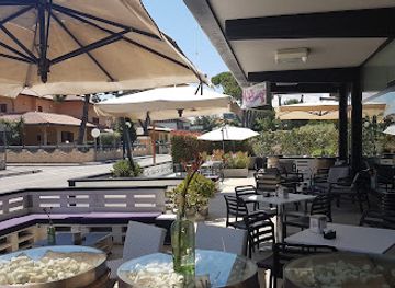 italy/abruzzo/bar/klide-gintoneria-vineria-cocktails-villa-rosa-di-martinsicuro