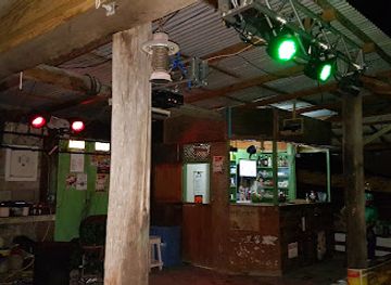 grenada/carriacou-and-petite-martinique/bar/dreddz-empire-bar