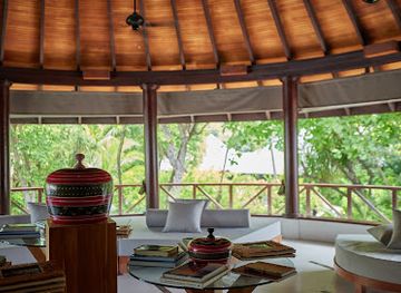 maldives/haa-dhaalu-atoll/bar/ja-manafaru-utheemu-gallery