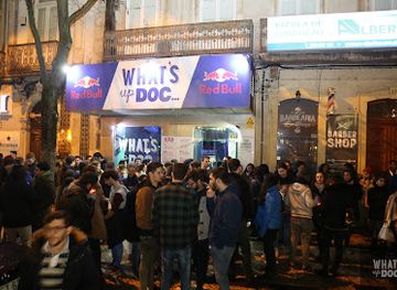 portugal/beira-litoral/bar/what-s-up-doc-bar