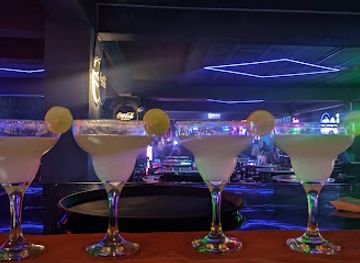 bolivia/llanos-de-moxos/bar/colors-by-rai