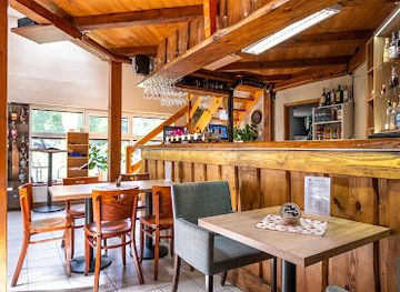 slovakia/tatras/bar/tatransky-medved-coffee-pub-bar