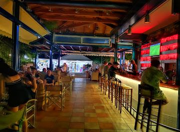 greece/kefalonia/bar/michaels-bar