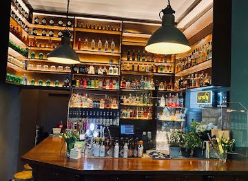 poland/lesser-poland/bar/krakowskie-zakaski-drink-bar-garden