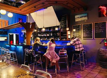 arizona/page/bar/blue-bar-wine