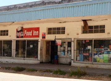 zimbabwe/nyanga-national-park/bar/family-inn