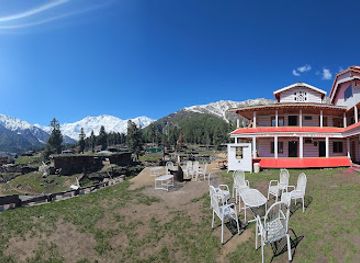 pakistan/fairy-meadows/bar/fairy-meadows-ibex-lodges