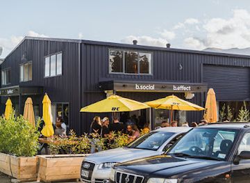 new-zealand/wanaka/bar/b-social-wanaka-taproom-eatery