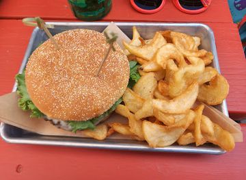 connecticut/mystic-seaport/bar/greenman-s-landing