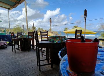 barbados/bathsheba/bar/uncle-joe-s-bar-grill