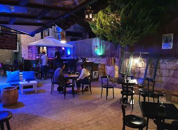 israel/zikhron-ya-akov/bar/bar-hamarkacha