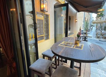 france/french-riviera/bar/cohibar