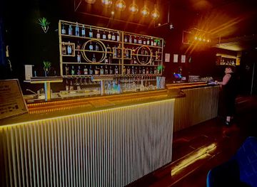 australia/high-country/bar/dirty-habbit-luxury-bar-and-lounge