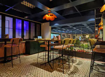 Daysie : All Day Casual Bar