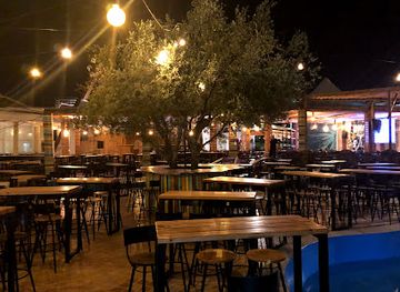 tunisia/tunis/carthage/bar/the-phoenix-club-karthago