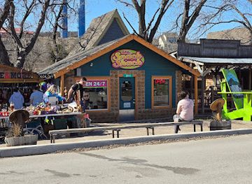 oklahoma/wichita-mountains-wildlife-refuge/bar/little-snack-shack