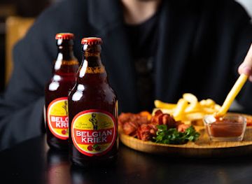 azerbaijan/baku/flame-towers/bar/fairplay-pub-cafe