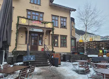 Tre Brør Kaffi & Vin