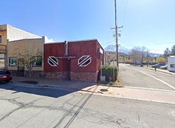 california/shasta-cascade/bar/weed-pub