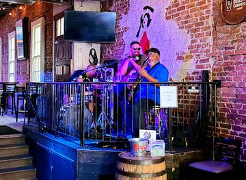 louisiana/plantation-country/bar/hideout-bar