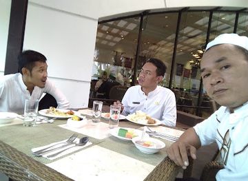 indonesia/banten/bar/chill-s-lounge