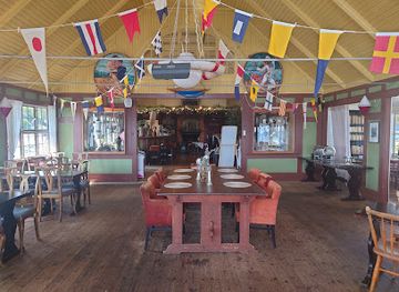 sweden/gastrikland/bar/huseliiharen