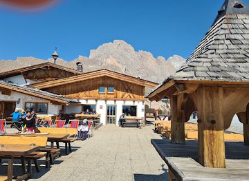 italy/val-gardena/bar/baita-pramulin-hutte
