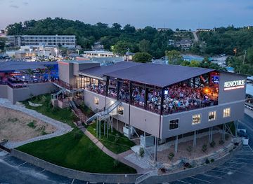 missouri/lake-of-the-ozarks/bar/the-encore-lakeside-grill-sky-bar