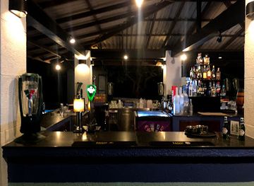 sri-lanka/colombo/slave-island/bar/pool-bar