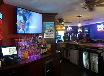 illinois/northern-illinois/bar/the-hidden-tap