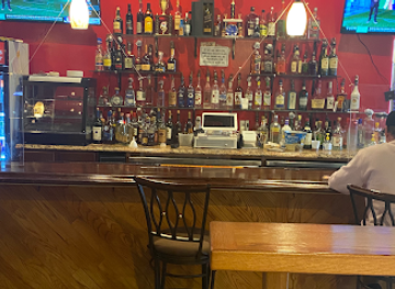 rhode-island/blackstone-river-bikeway/bar/jd-s-bar