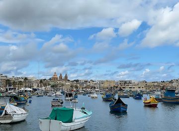 malta/marsaxlokk-fishing-village/bar/hunters-tower