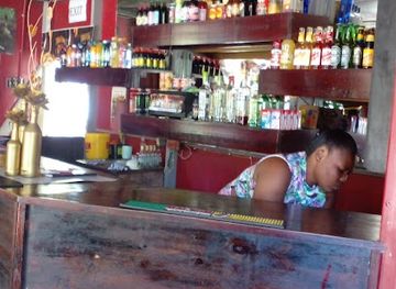 jamaica/south-coast/bar/ocean-view-sports-bar