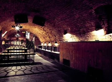 czechia/brno/bar/charlie-s-hat