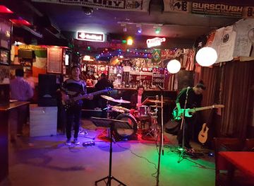 nepal/kathmandu/bar/tom-and-jerry-pub