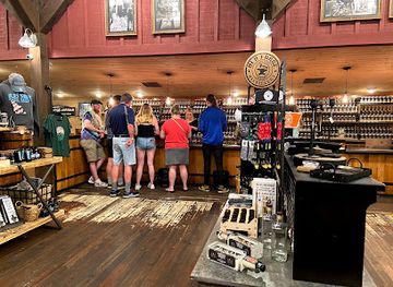 tennessee/pigeon-forge/bar/old-forge-distillery