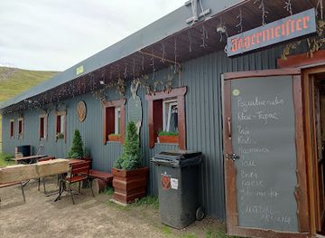 ukraine/hoverla-mountain/bar/kolyba-peremychka