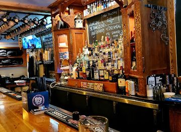 maine/franklin-county/bar/tuck-s-ale-house