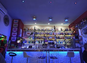 spain/seville/triana/bar/copas-en-triana-cafe-bar-arisha