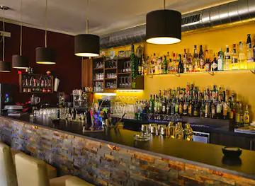 Fredi's Bar
