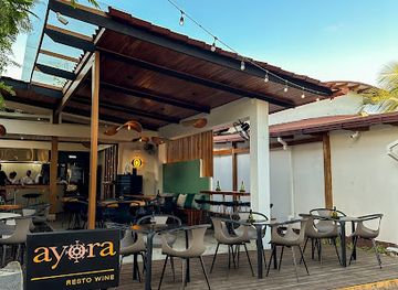 ecuador/galapagos-islands/bar/ayora-resto-wine