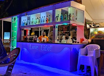 maldives/maafushi-island/bar/juice-vibe