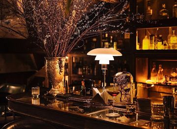 vietnam/northwest/bar/the-haflington