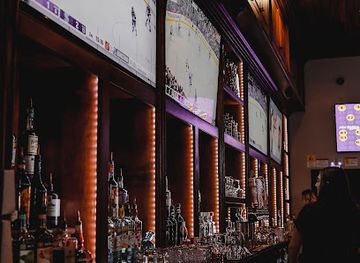 california/santa-clarita/bar/monty-s-sports-bar-grill