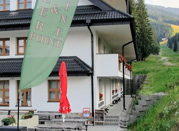 slovakia/low-tatras-national-park/bar/beer-wine-point